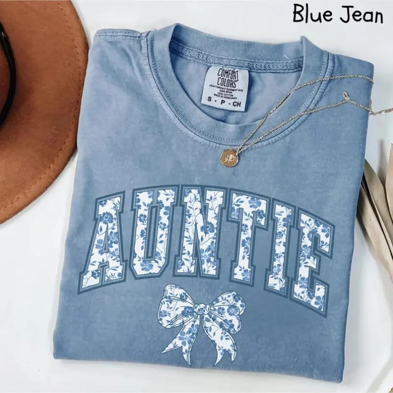 Auntie Shirt, Cute Auntie Shirts, New Aunt Gift, Pregnancy Announcement, Gift for Aunt, Pregnancy Reveal to Aunt, Aunt...
