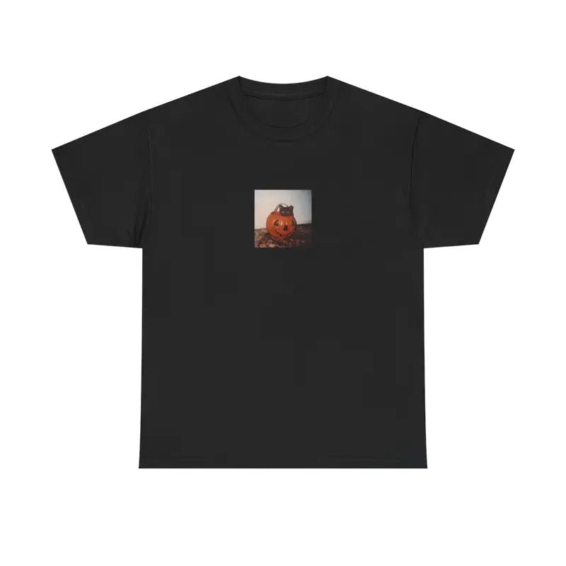 BLACK CAT HALLOWEEN SPOOKY T-SHIRT Hoodie, Sweatshirt | GrindPrints.com