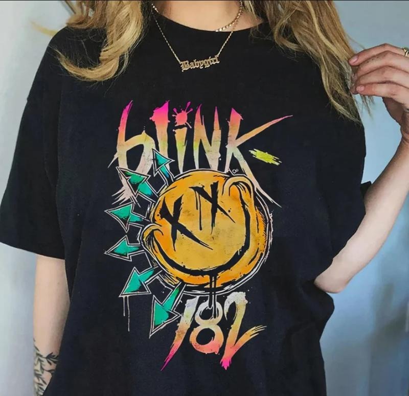 Blinkkkk Rock Shirt Smile Face Concert Shirt Cute Smile Shirt T-Shirts, Hoodie, Sweatshirt