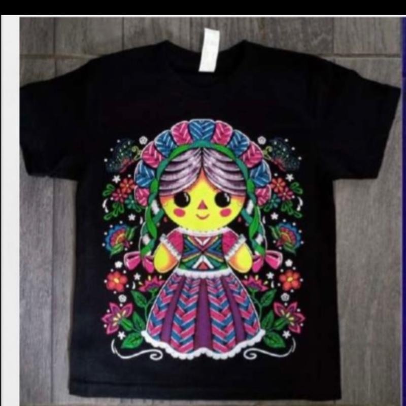 Blusa para dama de muñequita Cotton Womenswear Comfort Streetwear T-Shirts, Hoodie, Sweatshirt | GrindPrints.com
