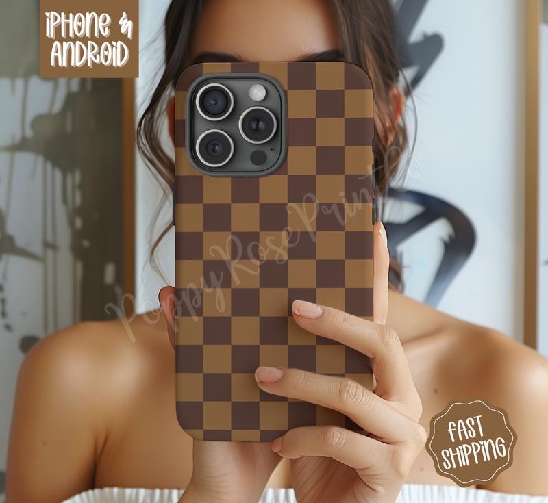 Brown Checkered Phone Case Mag Safe Compatible Magnetic Tough Case T-Shirts, Hoodie, Sweatshirt | GrindPrints.com