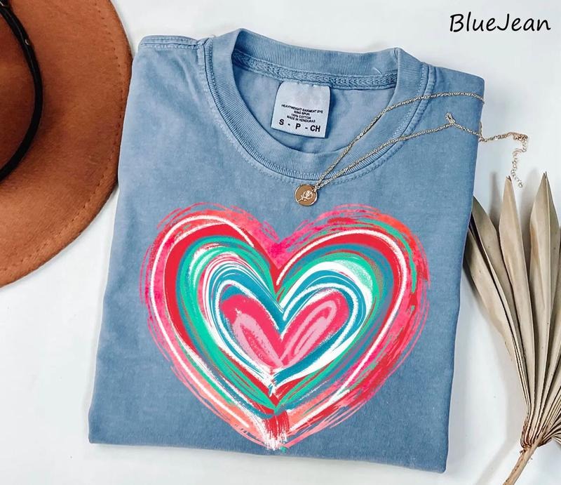 Brushstroke Heart Shirt, Heart Sweatshirt, Valentines Day Heart Shirt, Valentine's Day Shirt, Coquette Valentine Shirt,...
