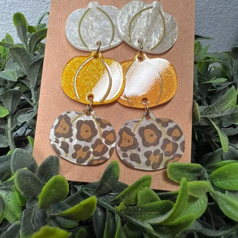Cheetah Pumpkin Earrings - Trendy and Unique T-Shirts, Hoodie, Sweatshirt | GrindPrints.com