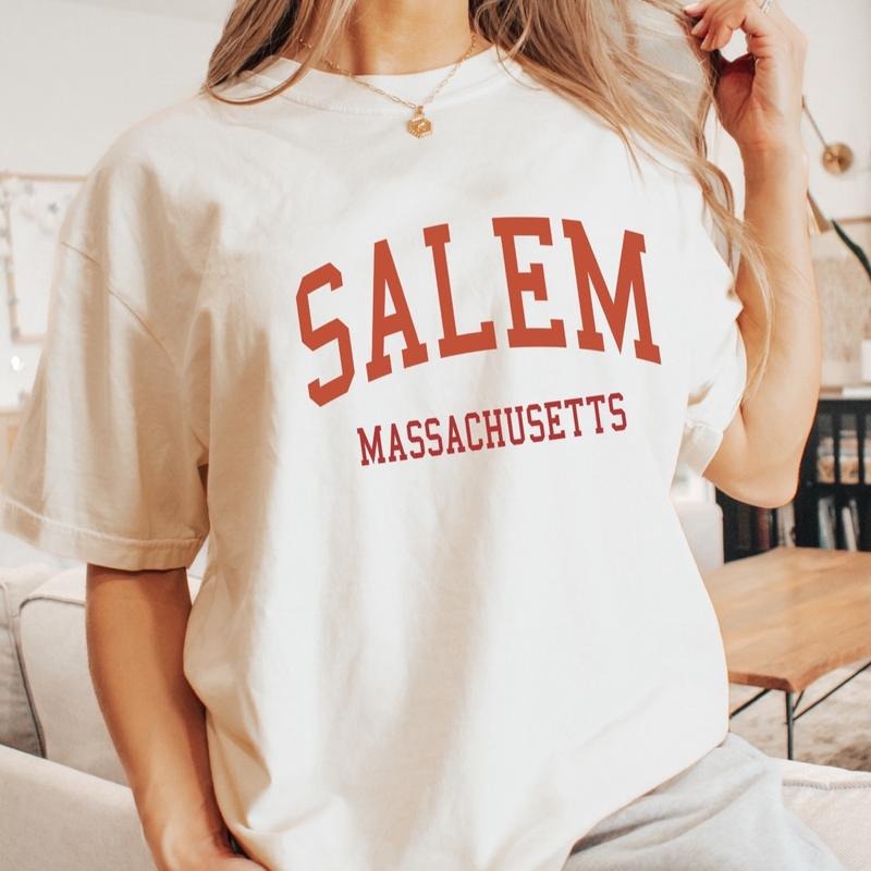 Comfort colors Salem Massachusetts short sleeve cotton casual graphic tee gildan longsleeve crewneck sweater Hoodie,...