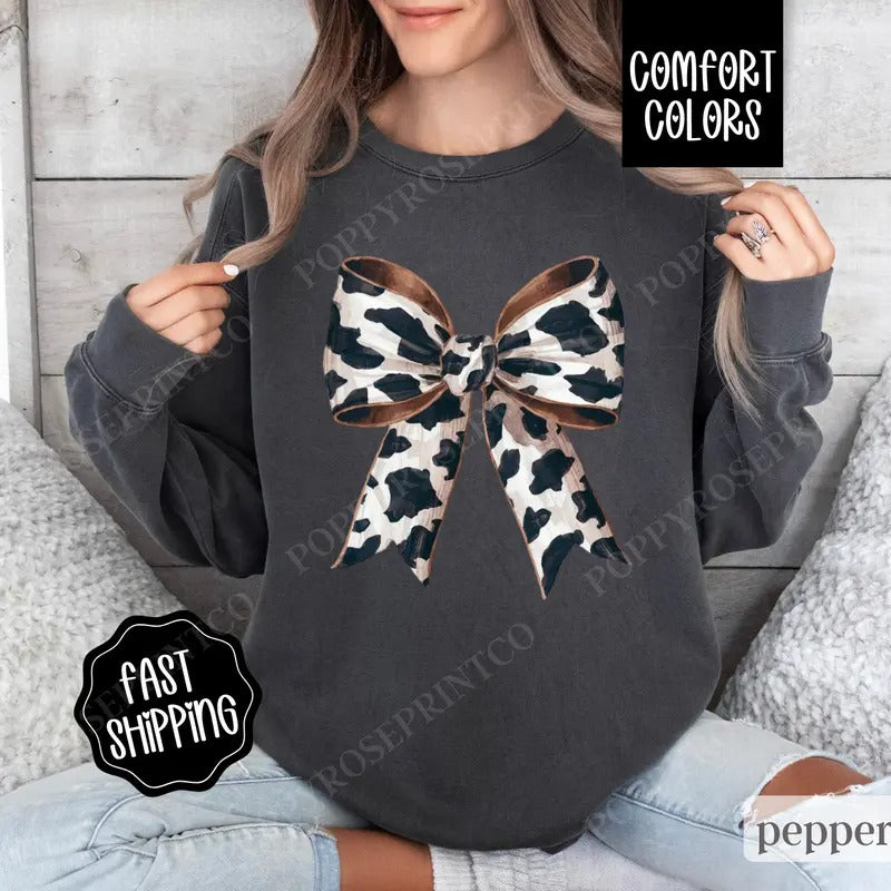 Cow Bow Sweatshirt Comfort Colors, Coquette Cow Crewneck,  Women's Sweater T-Shirts, Hoodie | GrindPrints.com