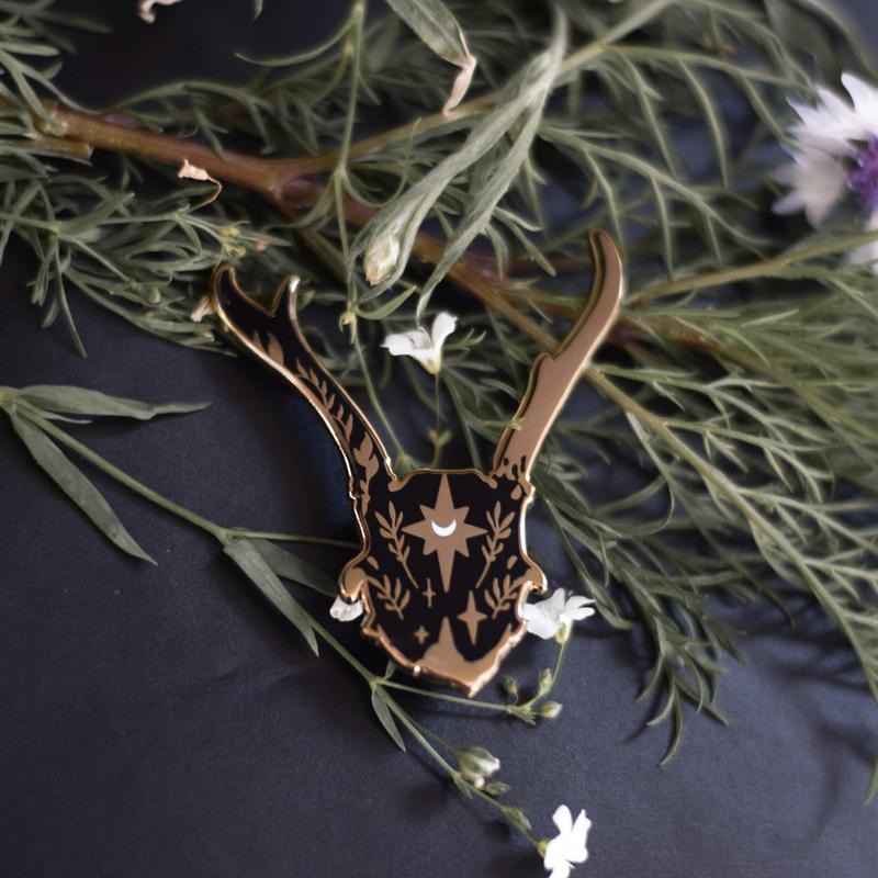 Deer Skull Pin T-Shirts, Hoodie, Sweatshirt | GrindPrints.com