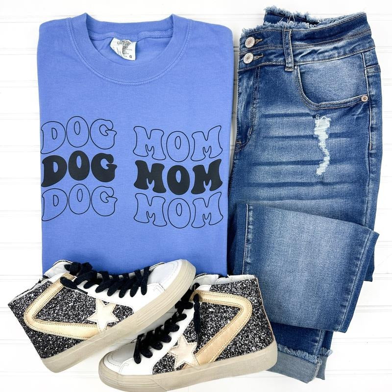 Dog Mom Comfort Colors T-Shirt Hoodie, Sweatshirt | GrindPrints.com