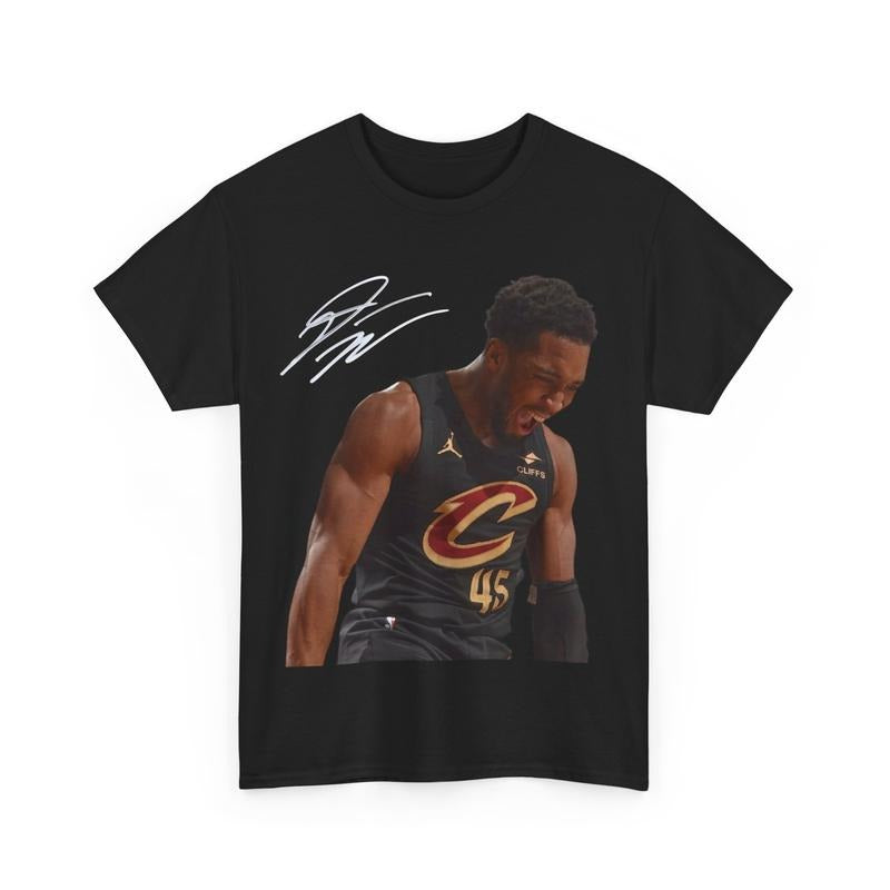 Donovan Mitchell Tee T-Shirt, Donovan Mitchell T-Shirt, Gift For Fan Hoodie, Sweatshirt | GrindPrints.com