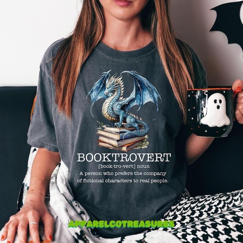 Dragon Fantasty T-Shirt, Bookworm Lover Shirt, Booktoker Shirt, Bookish Tee, War College, Dragon Rider, Fantasy Read Gift...