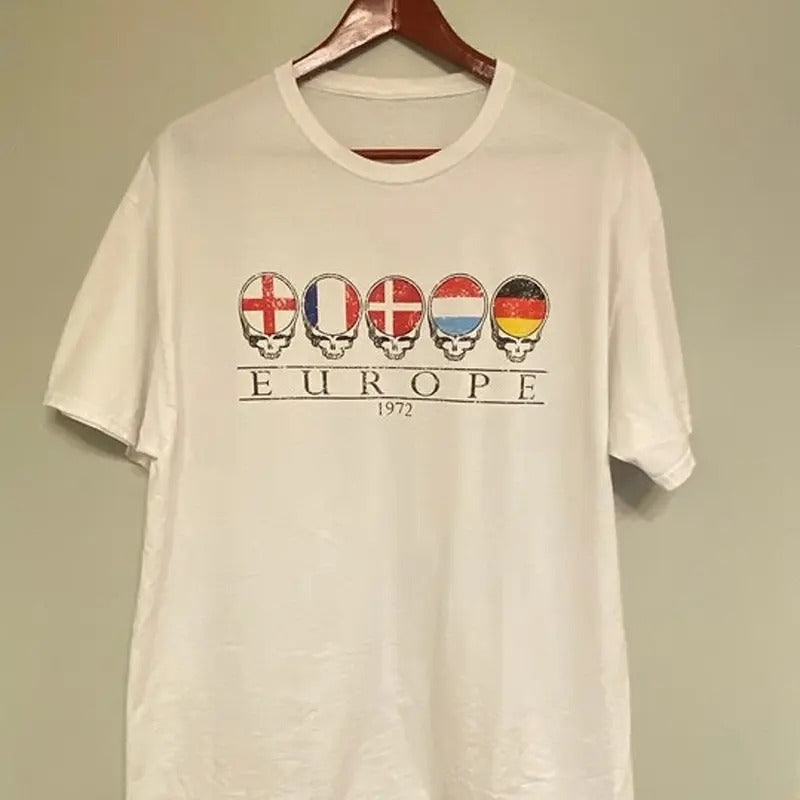 Europe 1972 Grateful Dead T-Shirt Unisex Full Size Hoodie, Sweatshirt | GrindPrints.com
