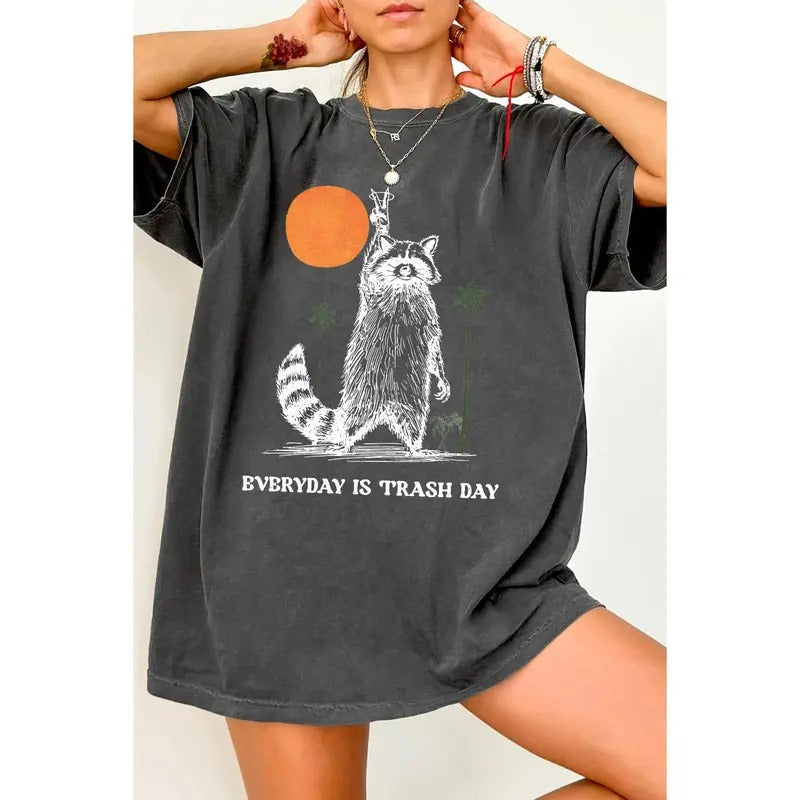 Everyday Is Trash Day Raccoon Tee For Women, Raccoon Lovers, Raccon Tee, Oversized Tee, Raccoon Gift Casual Comfort...