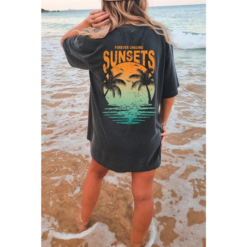 Forever Chasing Sunsets Oversized TShirt, Beach Tshirt, Summer Shirt, Womens Graphic Tees, Retro Shirt, Festival Outfit,...