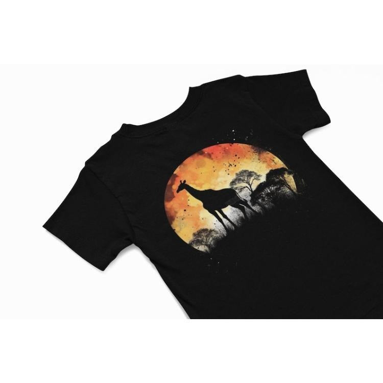 Giraffe T-Shirt, Abstract Giraffe Graphic tee, quirky animal Tee, Cute Animal tee, Retro 70s style T-Shirt, Giraffe lover...