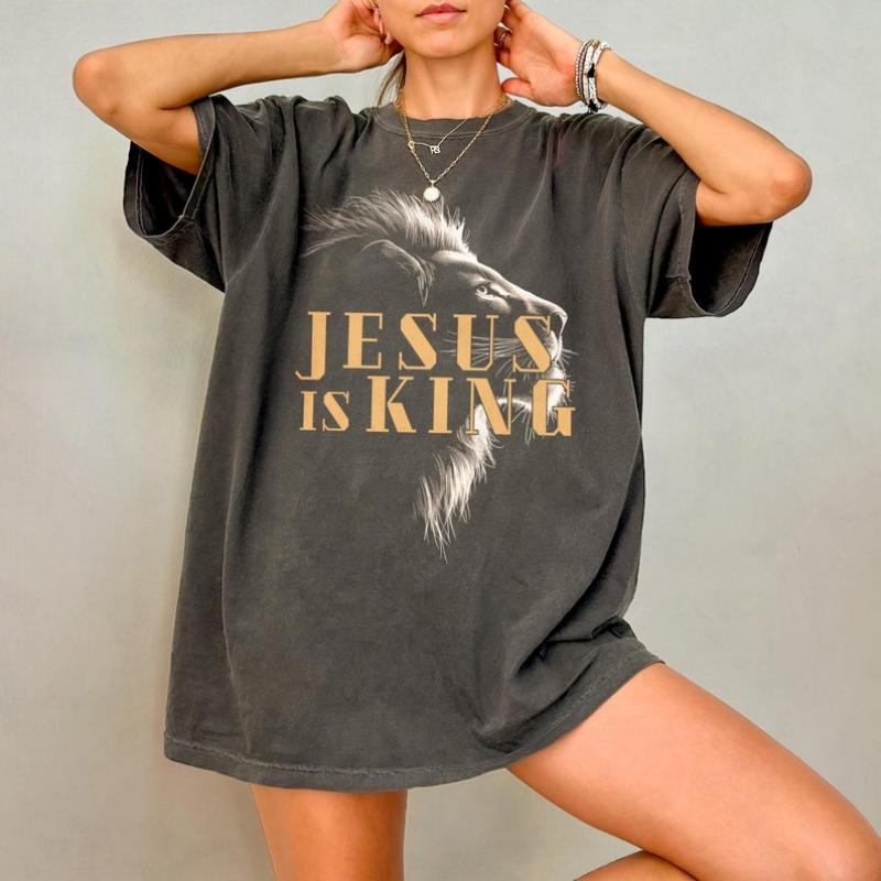 Jesus Is King Shirt - Christianity Comfort Colors T-Shirt, Christian Lion Graphic Tee, Bible Verse T Shirt, Aesthetic...