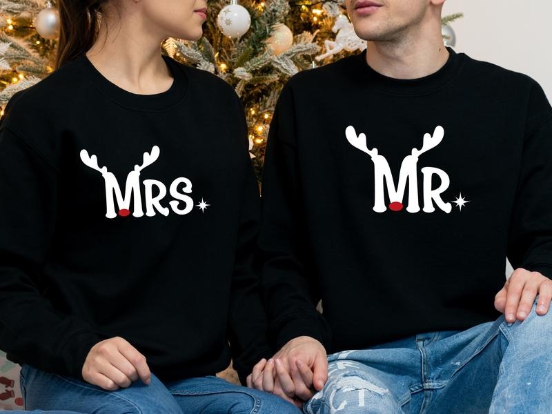 Mr Mrs Reindeer Married Couples Matching Husband Wife Future Mrs Wedding T-Shirts, Hoodie, Sweatshirt