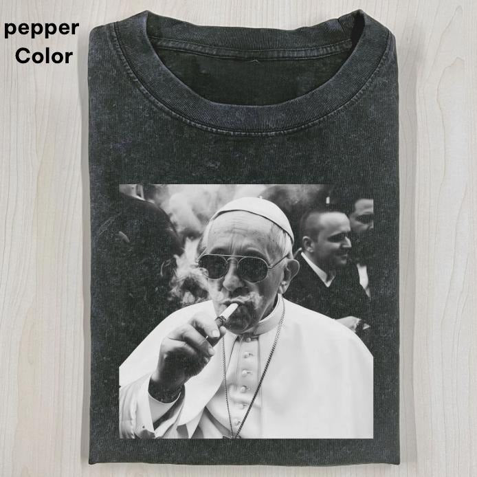 Playera Papa Francisco Humo Santo Graphic Tee, POPE T-SHIRT, Funny Graphic T-shirt, Unisex Movie Shirt Menswear...