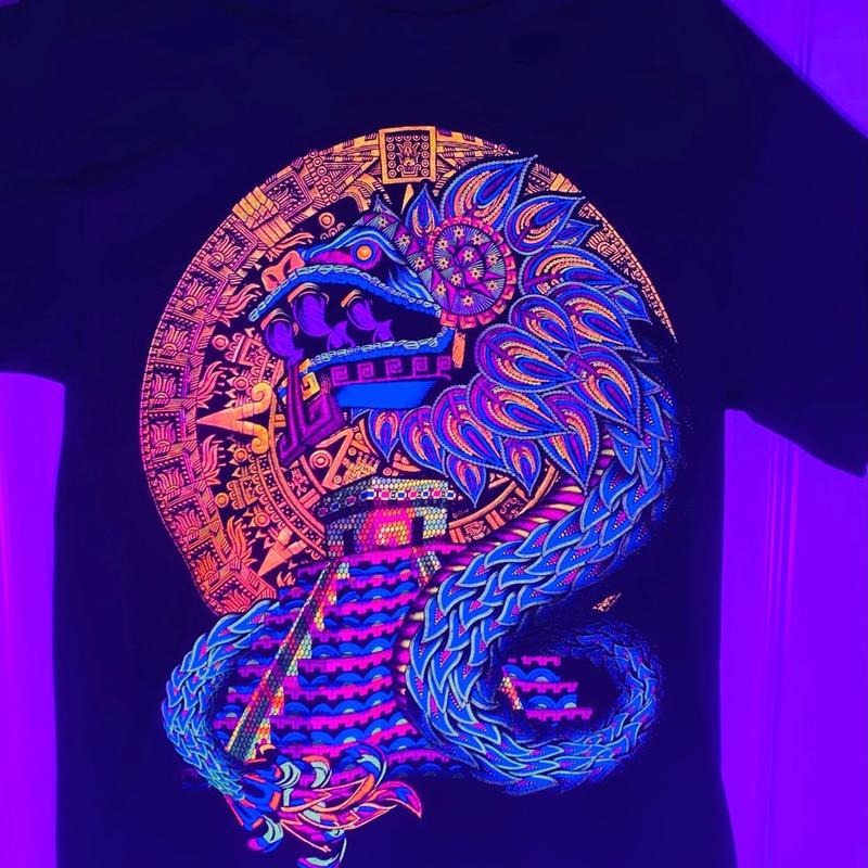 Quetzalcóatl piramide T-shirt Black Cotton Man Hoodie, Sweatshirt | GrindPrints.com