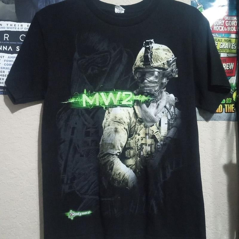 Rare Vintage 2011 Call Of Duty Modern Warfare 2 T-Shirt Medium Cotton Menswear Hoodie, Sweatshirt | GrindPrints.com