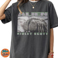 Retro Alien Movie Horror Facehugger Bootleg Streetwear Faded T-Shirt, Sigourney Weaver Ripley Shirts, Cotton Unisex...