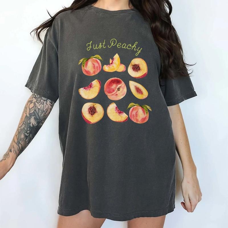 Retro Just Peachy Shirt, Peach Vintage Tee, Peach Lover Vintage Graphic Tee Women, Fruit Retro Unhinged Shirt, Comfy...