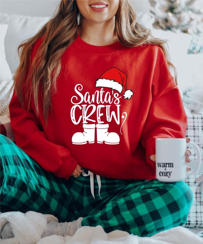 Santa'S Crew Matching Family Winter Cousin Crew Family Gathering Cousins Reunion T-Shirts, Hoodie, Sweatshirt