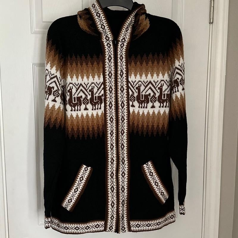 Sueter peruano unisex. Size L/Xl Cotton Casual Long Sleeve T-Shirts, Hoodie, Sweatshirt | GrindPrints.com