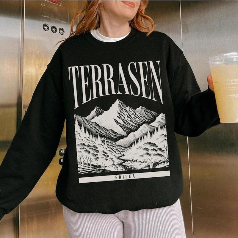 Terrasen Throne Glass Sjm Universe Bookish Sarah J Maas Aelin Galathynius T-Shirts, Hoodie, Sweatshirt
