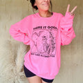 There It Goes Graphic Pullover T-Shirts, Hoodie, Sweatshirt | GrindPrints.com