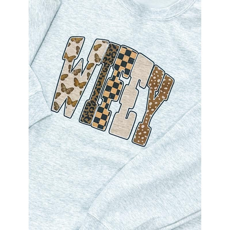 Trendy Wifey Graphic Top T-Shirts, Hoodie, Sweatshirt | GrindPrints.com