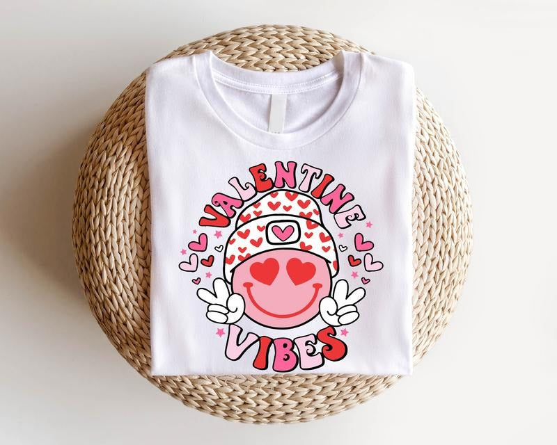 Valentine Vibes Shirt, Valentine's Day Tee, Retro Valentines T-Shirt, I Love You Shirt, Gift Shirt For Wife, Groovy...