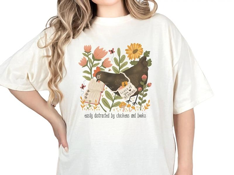 Vintage Chicken And Books Tshirt, Chicken Shirt, Librarian Gift, Bookish Gift For Her, Unisex T-Shirt, Gifts For Bestie...