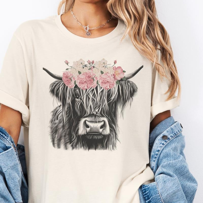 Vintage Highland Cow Graphic Tee Floral Higland Cow Tshirt Country Cow T-Shirt Floral Farm Casual Shirt Unisex Size...