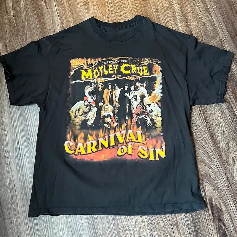 Vintage Motley Crue Carnival Of Sin Tour T-Shirt 2005 Hoodie, Sweatshirt | GrindPrints.com
