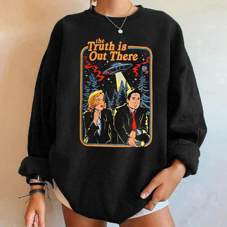 Vintage The Truth Is Out There Sweatshirt, Retro Halloween Sweatshirt, The X Files Sweatshirt, Scully and Mulder, 90s...