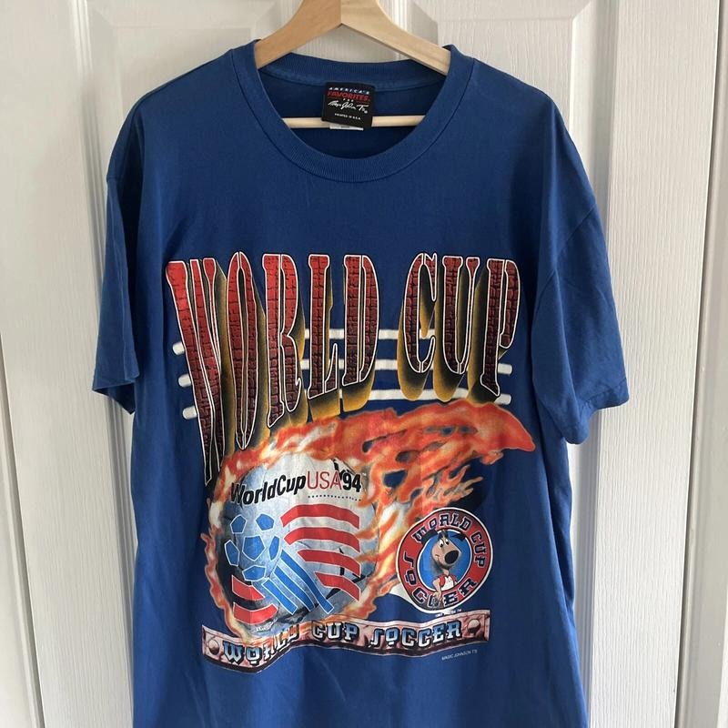 Vintage WORLD CUP 1994 USA Striker T-Shirt Blue Size: Large Hoodie, Sweatshirt | GrindPrints.com