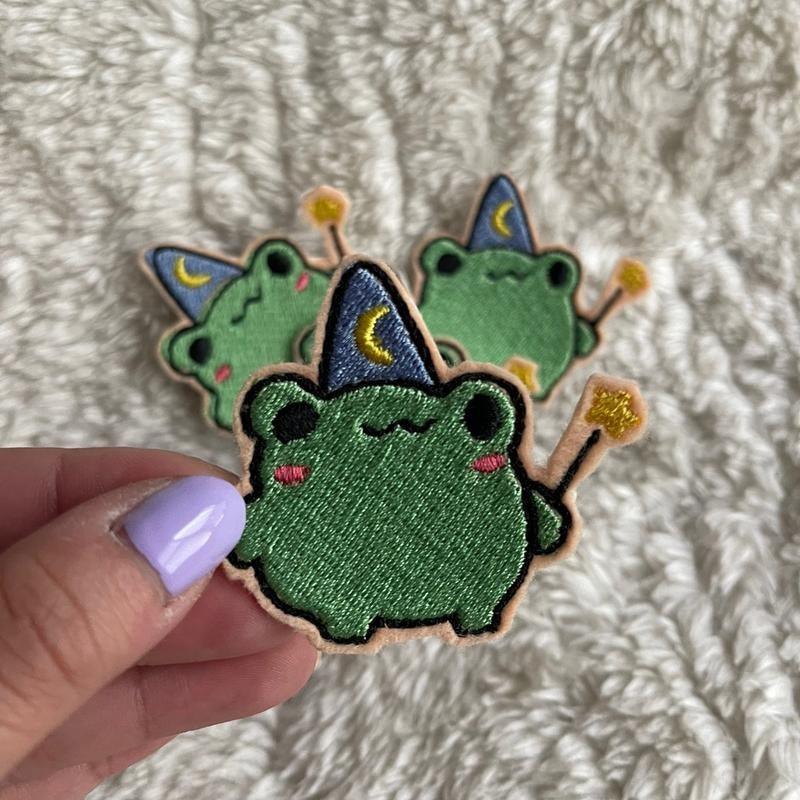 Wizard Frog Iron On Patch T-Shirts, Hoodie, Sweatshirt | GrindPrints.com