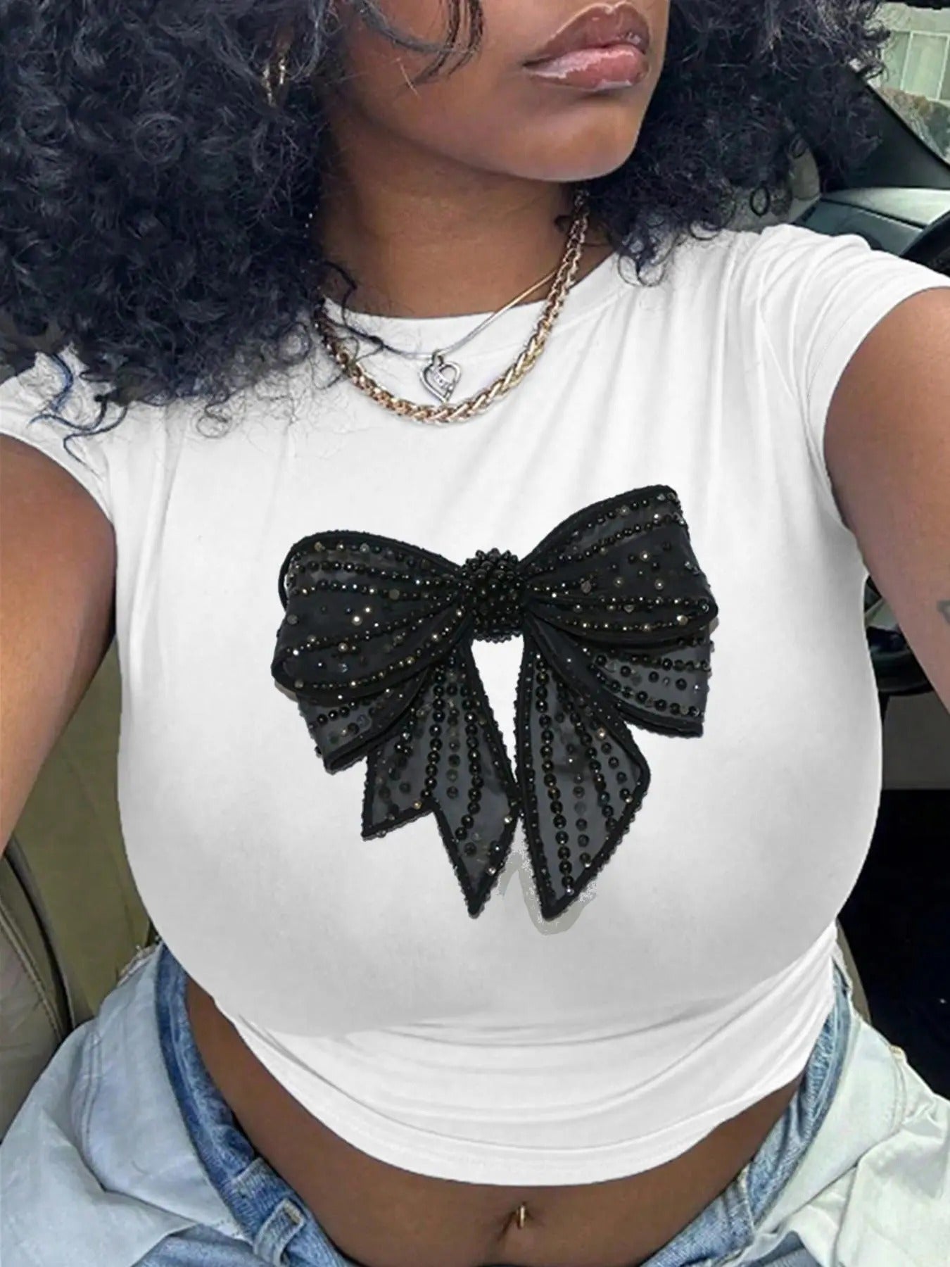 Women's Bowknot Embroidery Round Neck Tee, Casual Short Sleeve Crew Neck T-shirt for Summer, Fashion Women's Top for...