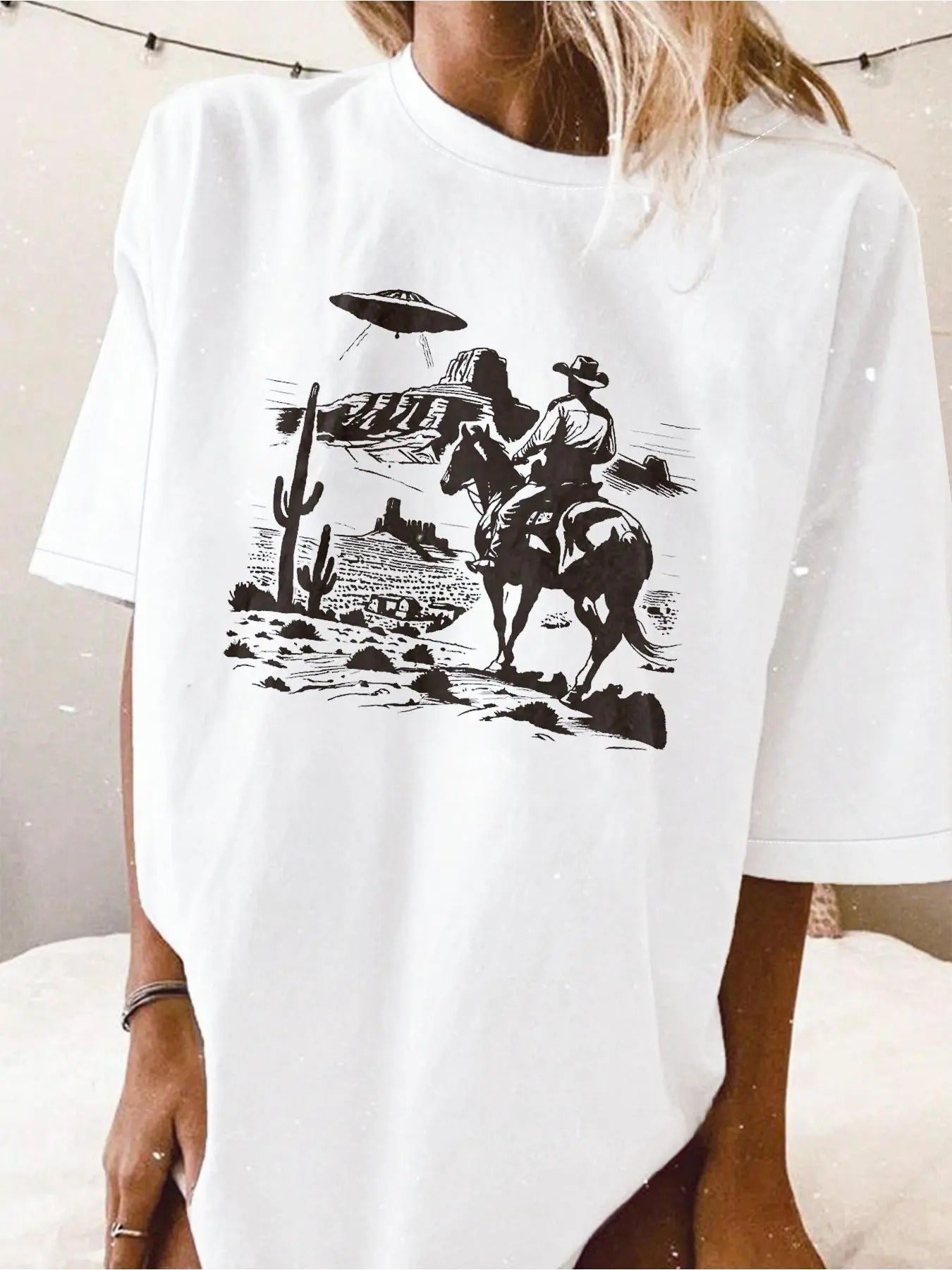 Women's Cowboy Print Round Neck Tee, Vintage Trendy Casual Short Sleeve T-shirt for Daily Wear, Ladies Summer Outfit...