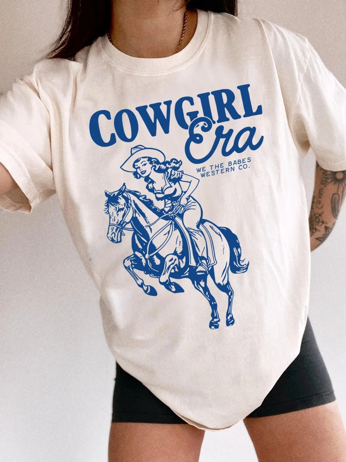 Women's Cowgirl Print Round Neck Graphic Tee, Vintage Trendy Casual Drop Shoulder Short Sleeve T-shirt for Daily Wear,...