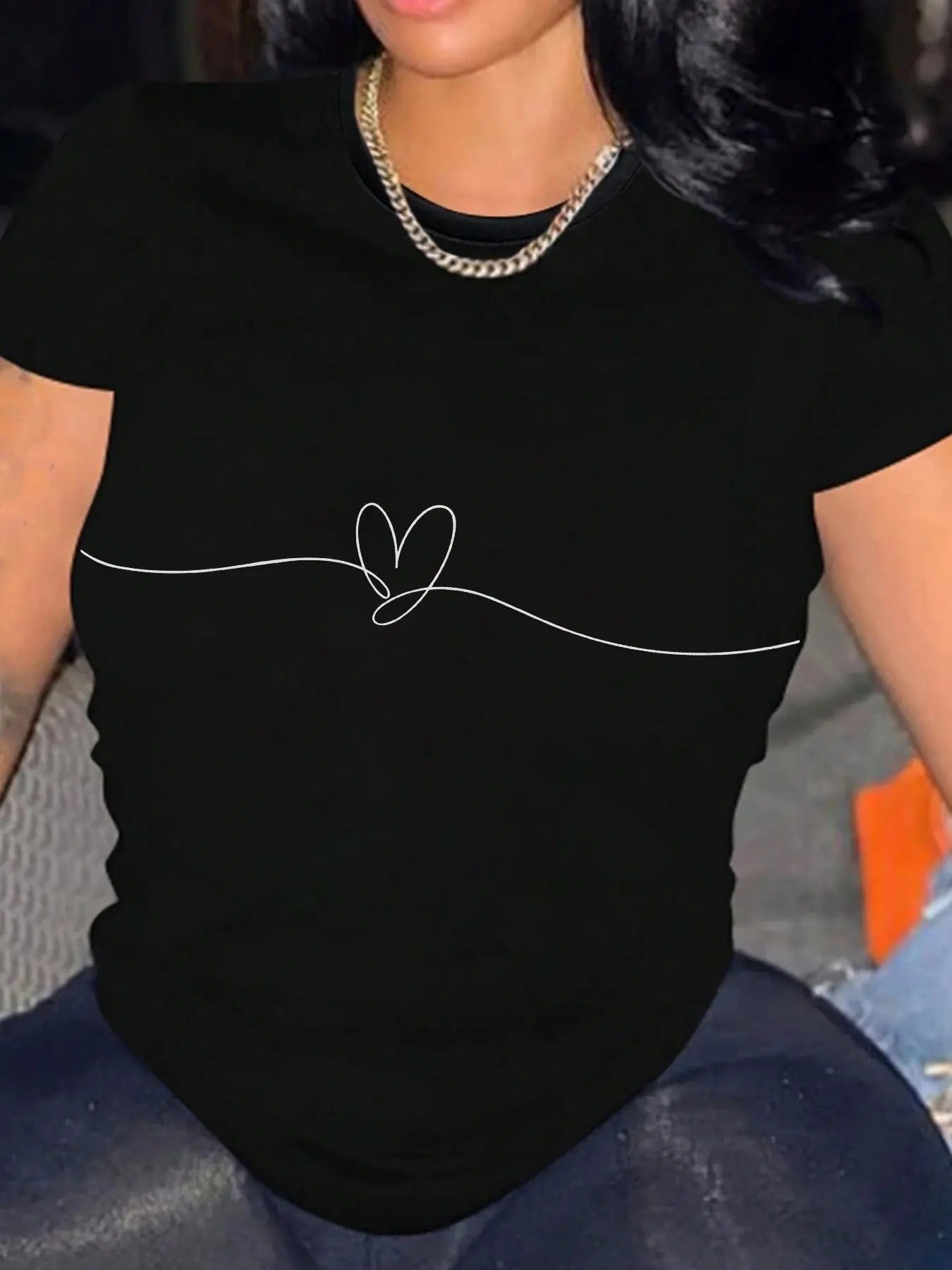 Women's Heart Print Round Neck Tee, Casual Short Sleeve T-Shirt for Daily Wear, Ladies Clothes for All Seasons Hoodie,...