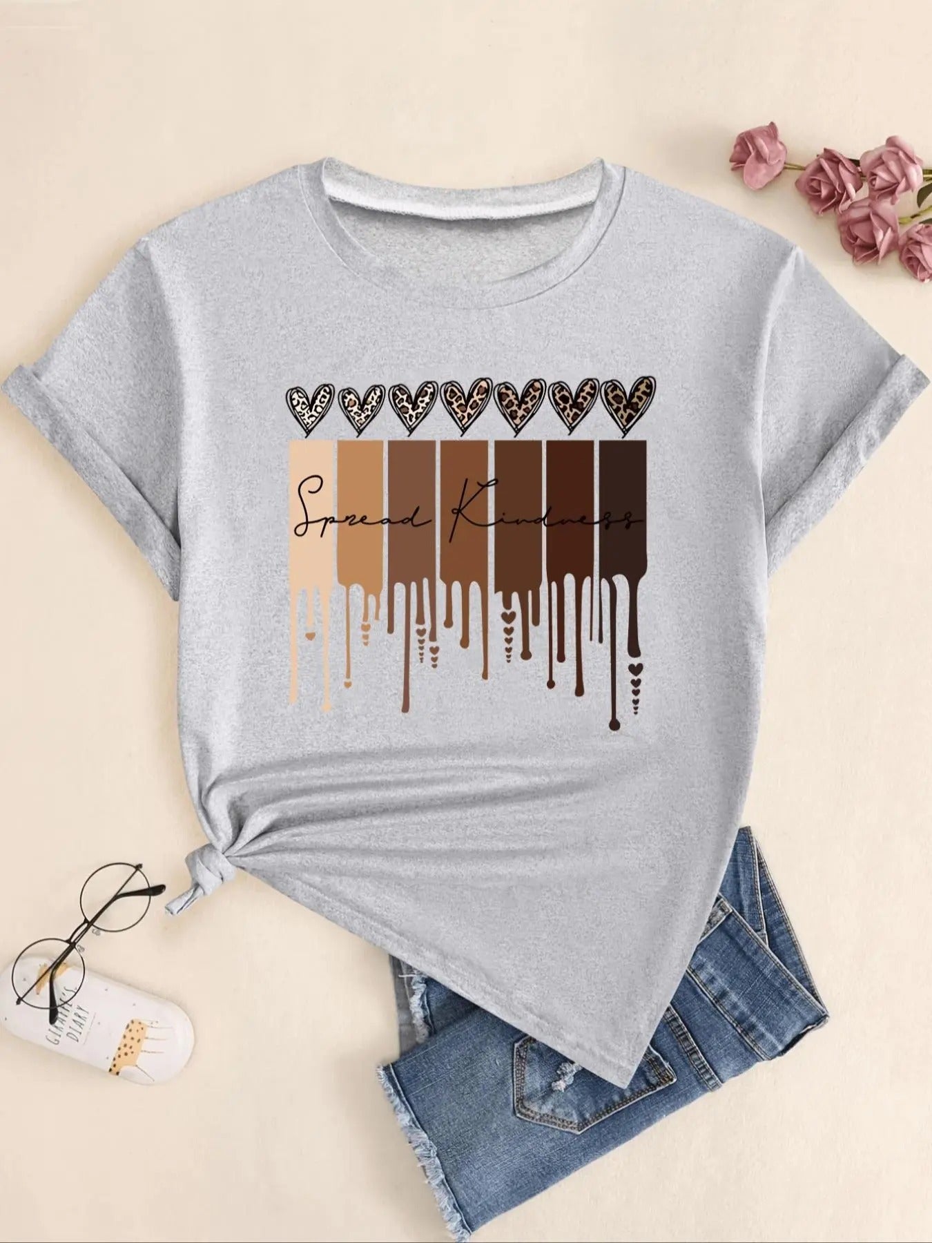 Women's Leopard Heart Print Round Neck Tee, Fashion Casual Short Sleeve T-shirt for Daily Wear, Ladies Summer Clothes...