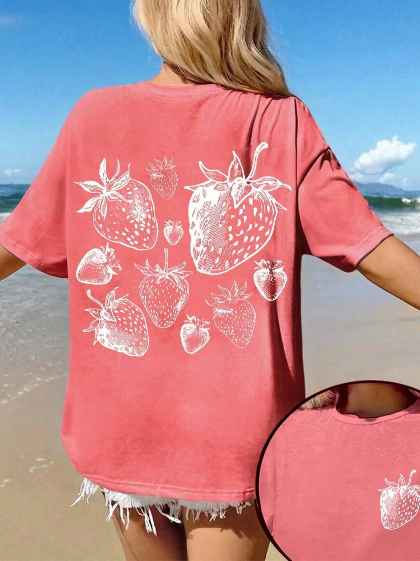 Women's Strawberry Print Round Neck Tee, Casual Short Sleeve Crew Neck T-shirt for Summer, Fashion Women's Top for Daily...